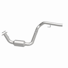 Load image into Gallery viewer, Magnaflow Catalytic Converter Direct Fit Magnaflow 2007 Chevrolet Silverado 1500 Classic 6.0L Direct Fit Converter
