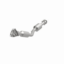 Load image into Gallery viewer, Magnaflow Catalytic Converter Direct Fit Magnaflow 2007 Saturn Vue 2.4L Direct Fit Converter
