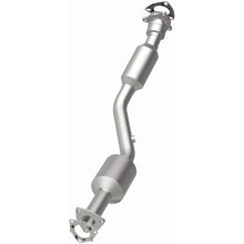 Load image into Gallery viewer, Magnaflow Catalytic Converter Direct Fit Magnaflow 2007 Saturn Vue 2.4L Direct Fit Converter

