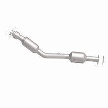 Load image into Gallery viewer, Magnaflow Catalytic Converter Direct Fit Magnaflow 2007 Saturn Vue 2.4L Direct Fit Converter
