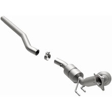 Load image into Gallery viewer, Magnaflow Catalytic Converter Direct Fit Magnaflow 2008 Volkswagen Passat 2.0L Direct Fit Converter
