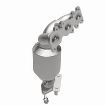 Load image into Gallery viewer, Magnaflow Catalytic Converter Direct Fit Magnaflow 2011 Lincoln MKT 3.7L Direct Fit Converter
