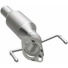 Load image into Gallery viewer, Magnaflow Catalytic Converter Direct Fit Magnaflow 2013 Buick Encore 1.4L Direct Fit Converter
