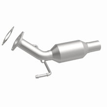 Load image into Gallery viewer, Magnaflow Catalytic Converter Direct Fit Magnaflow 2013 Buick Encore 1.4L Direct Fit Converter
