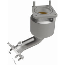Load image into Gallery viewer, Magnaflow Catalytic Converter Direct Fit Magnaflow 2013 Nissan Pathfinder 3.5L Direct Fit Converter
