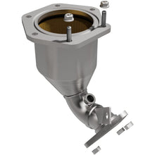 Load image into Gallery viewer, Magnaflow Catalytic Converter Direct Fit Magnaflow 2013 Nissan Pathfinder 3.5L Direct Fit Converter
