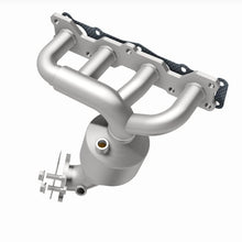 Load image into Gallery viewer, Magnaflow Catalytic Converter Direct Fit Magnaflow 2015 Kia Optima 2.4L Direct Fit Cat Converter
