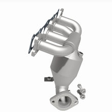 Load image into Gallery viewer, Magnaflow Catalytic Converter Direct Fit Magnaflow 2015 Kia Optima 2.4L Direct Fit Cat Converter
