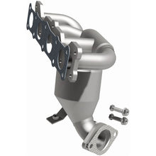 Load image into Gallery viewer, Magnaflow Catalytic Converter Direct Fit Magnaflow 2015 Kia Optima 2.4L Direct Fit Cat Converter
