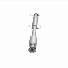 Load image into Gallery viewer, Magnaflow Catalytic Converter Direct Fit Magnaflow 2015 Kia Optima 2.4L Direct Fit Cat Converter (California Grade)
