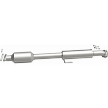 Load image into Gallery viewer, Magnaflow Catalytic Converter Direct Fit Magnaflow 2015 Kia Optima 2.4L Direct Fit Cat Converter (California Grade)
