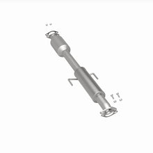 Load image into Gallery viewer, Magnaflow Catalytic Converter Direct Fit Magnaflow 2015 Kia Optima 2.4L Direct Fit Cat Converter (California Grade)
