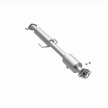 Load image into Gallery viewer, Magnaflow Catalytic Converter Direct Fit Magnaflow 2015 Kia Optima 2.4L Direct Fit Cat Converter (California Grade)
