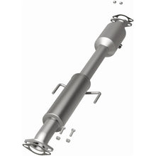 Load image into Gallery viewer, Magnaflow Catalytic Converter Direct Fit Magnaflow 2015 Kia Optima 2.4L Direct Fit Cat Converter (California Grade)
