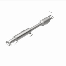 Load image into Gallery viewer, Magnaflow Catalytic Converter Direct Fit Magnaflow 2015 Kia Optima 2.4L Direct Fit Cat Converter (California Grade)
