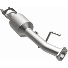 Load image into Gallery viewer, Magnaflow Catalytic Converter Direct Fit MagnaFlow California Converter Direct Fit 13-15 Nissan NV200 2.0L
