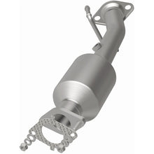 Load image into Gallery viewer, Magnaflow Catalytic Converter Direct Fit MagnaFlow California Converter Direct Fit 13-15 Nissan NV200 2.0L
