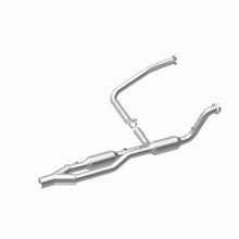 Load image into Gallery viewer, Magnaflow Catalytic Converter Direct Fit Magnaflow California Direct Fit Converter 05-07 Dodge Ram 2500 5.7L
