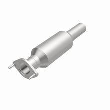 Load image into Gallery viewer, Magnaflow Catalytic Converter Direct Fit Magnaflow California Direct Fit Converter 06-09 Ford Fusion 3.0L

