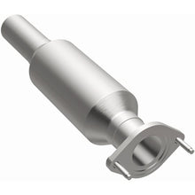 Load image into Gallery viewer, Magnaflow Catalytic Converter Direct Fit Magnaflow California Direct Fit Converter 06-09 Ford Fusion 3.0L
