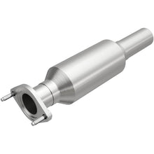 Load image into Gallery viewer, Magnaflow Catalytic Converter Direct Fit Magnaflow California Direct Fit Converter 06-09 Ford Fusion 3.0L
