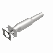 Load image into Gallery viewer, Magnaflow Catalytic Converter Direct Fit Magnaflow California Grade Direct-Fit Catalytic Converter 04-05 Buick Park Avenue/LeSabre 3.8L
