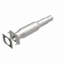 Load image into Gallery viewer, Magnaflow Catalytic Converter Direct Fit Magnaflow California Grade Direct-Fit Catalytic Converter 04-05 Buick Park Avenue/LeSabre 3.8L

