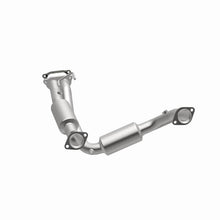 Load image into Gallery viewer, Magnaflow Catalytic Converter Direct Fit MagnaFlow Conv Direct Fit 04-06 Ford Ranger 4.0L
