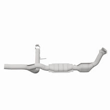 Load image into Gallery viewer, Magnaflow Catalytic Converter Direct Fit MagnaFlow Conv Direct Fit 2005 Ford F150 V8
