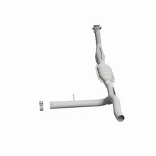 Load image into Gallery viewer, Magnaflow Catalytic Converter Direct Fit MagnaFlow Conv Direct Fit 2005 Ford F150 V8
