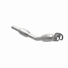 Load image into Gallery viewer, Magnaflow Catalytic Converter Direct Fit MagnaFlow Conv Direct Fit Converter 05-08 Toyota Corolla 1.8L
