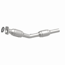 Load image into Gallery viewer, Magnaflow Catalytic Converter Direct Fit MagnaFlow Conv Direct Fit Converter 05-08 Toyota Corolla 1.8L
