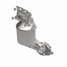 Load image into Gallery viewer, Magnaflow Catalytic Converter Direct Fit MagnaFlow DF Conv 2021 Nissan Altima Single Manifold 2.5L
