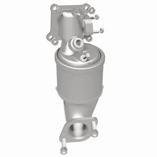 Load image into Gallery viewer, Magnaflow Catalytic Converter Direct Fit MagnaFlow DF Conv 21-22 Kia Sorento 2.5L OEM
