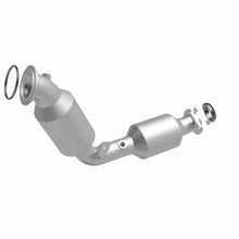Load image into Gallery viewer, Magnaflow Catalytic Converter Direct Fit MagnaFlow DF Conv 22-24 Tundra 3.4 Right OEM
