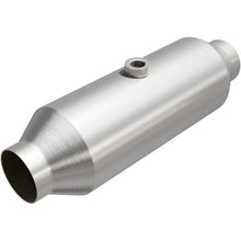 Load image into Gallery viewer, Magnaflow Catalytic Converter Universal Magnaflow 2.25 1/O2 CA 4in. Spun Universal Converter
