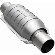 Load image into Gallery viewer, Magnaflow Catalytic Converter Universal Magnaflow California Catalytic Universal Converter 07-11 Toyota Yaris 2in Pipe Diameter
