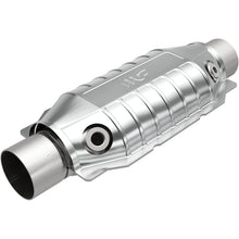 Load image into Gallery viewer, Magnaflow Catalytic Converter Universal MagnaFlow Conv Universal 2.50 inch with dual O2 OEM
