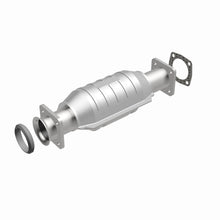 Load image into Gallery viewer, MagnaFlow Exhaust Products Catalytic Converter MagnaFlow Exhaust Products Magnaflow HM Grade Direct-Fit Catalytic Converter 22832
