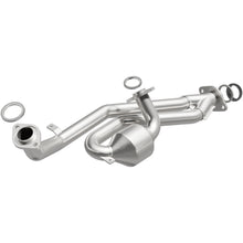 Load image into Gallery viewer, MagnaFlow Exhaust Products Catalytic Converter MagnaFlow Exhaust Products Magnaflow HM Grade Direct-Fit Catalytic Converter 23136
