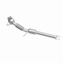 Load image into Gallery viewer, MagnaFlow Exhaust Products Catalytic Converter MagnaFlow Exhaust Products Magnaflow OEM Grade Direct-Fit Catalytic Converter 21-685
