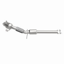 Load image into Gallery viewer, MagnaFlow Exhaust Products Catalytic Converter MagnaFlow Exhaust Products Magnaflow OEM Grade Direct-Fit Catalytic Converter 21-685
