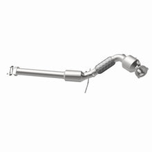 Load image into Gallery viewer, MagnaFlow Exhaust Products Catalytic Converter MagnaFlow Exhaust Products Magnaflow OEM Grade Direct-Fit Catalytic Converter 21-685
