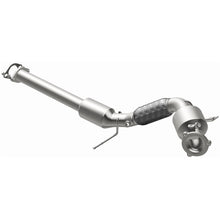 Load image into Gallery viewer, MagnaFlow Exhaust Products Catalytic Converter MagnaFlow Exhaust Products Magnaflow OEM Grade Direct-Fit Catalytic Converter 21-685
