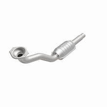 Load image into Gallery viewer, MagnaFlow Exhaust Products Catalytic Converter MagnaFlow Exhaust Products Magnaflow Standard Grade Direct-Fit Catalytic Converter 22923
