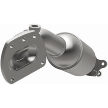 Load image into Gallery viewer, MagnaFlow Exhaust Products Catalytic Converter with Integrated Exhaust Manifold MagnaFlow Exhaust Products Catalytic Converter with Integrated Exhaust Manifold 22-212
