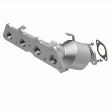 Load image into Gallery viewer, MagnaFlow Exhaust Products Catalytic Converter with Integrated Exhaust Manifold MagnaFlow Exhaust Products Catalytic Converter with Integrated Exhaust Manifold 23-113
