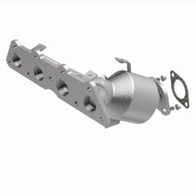 Load image into Gallery viewer, MagnaFlow Exhaust Products Catalytic Converter with Integrated Exhaust Manifold MagnaFlow Exhaust Products Catalytic Converter with Integrated Exhaust Manifold 23-113
