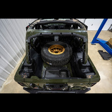 Load image into Gallery viewer, Skyjacker SKYJ07STM Skyjacker 07-18 Jeep Wrangler JK Spare Tire Carrier Kit W/ Adjustable Brackets
