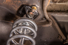 Load image into Gallery viewer, UMI Performance UMI3623 UMI 78-96 GM B-Body Rear Coil-Over Conversion Brackets
